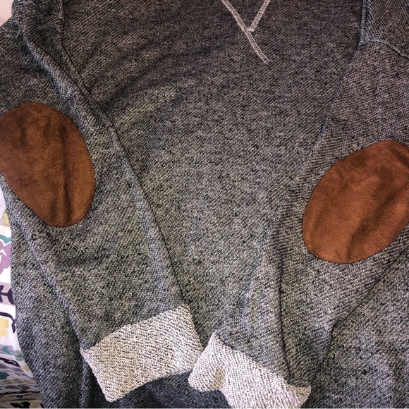 **donating 4/19. Boutique women’s dress or tunic;grey with suede elbow pads. - Picture 11 of 12